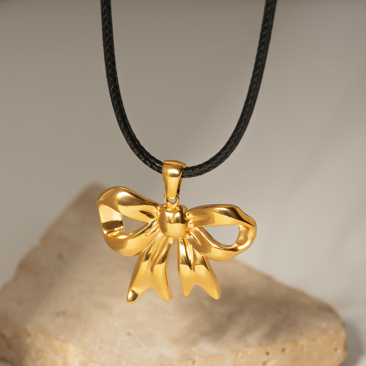 18K Gold-Plated Bow Pendant Necklace - Carri's Cache