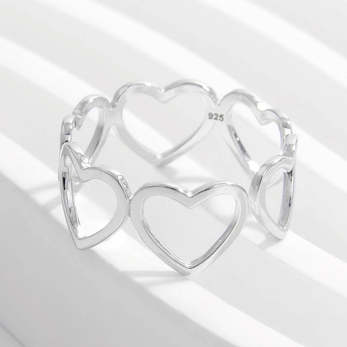 925 Sterling Silver Heart Ring - Carri's Cache