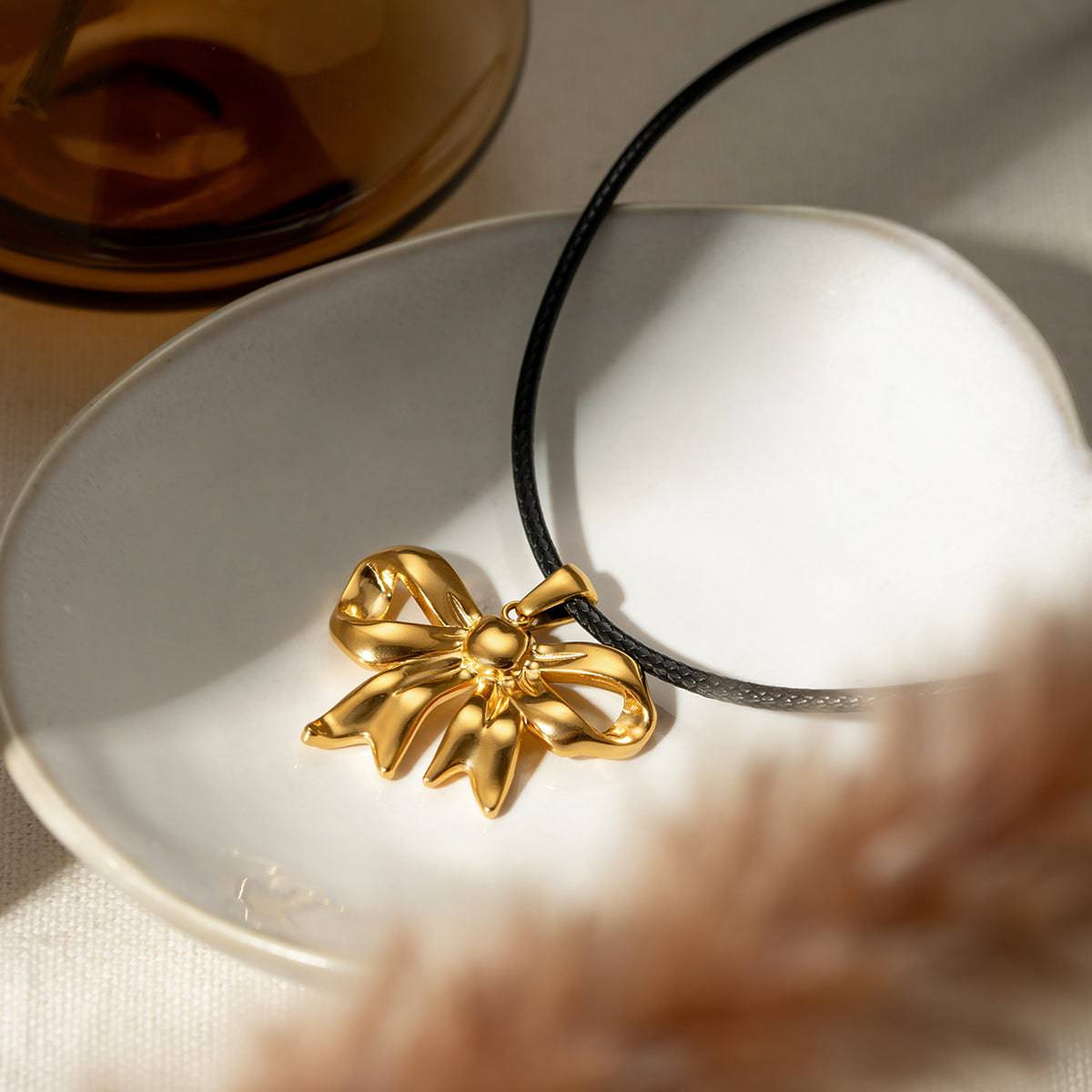 18K Gold-Plated Bow Pendant Necklace - Carri's Cache