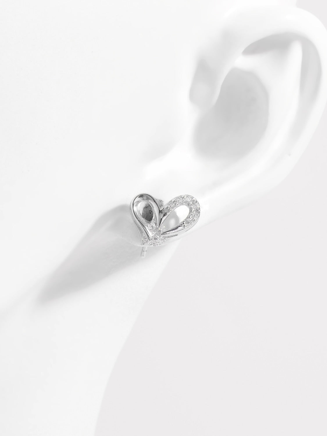 925 Sterling Silver Inlaid Zircon Heart Earrings - Carri's Cache