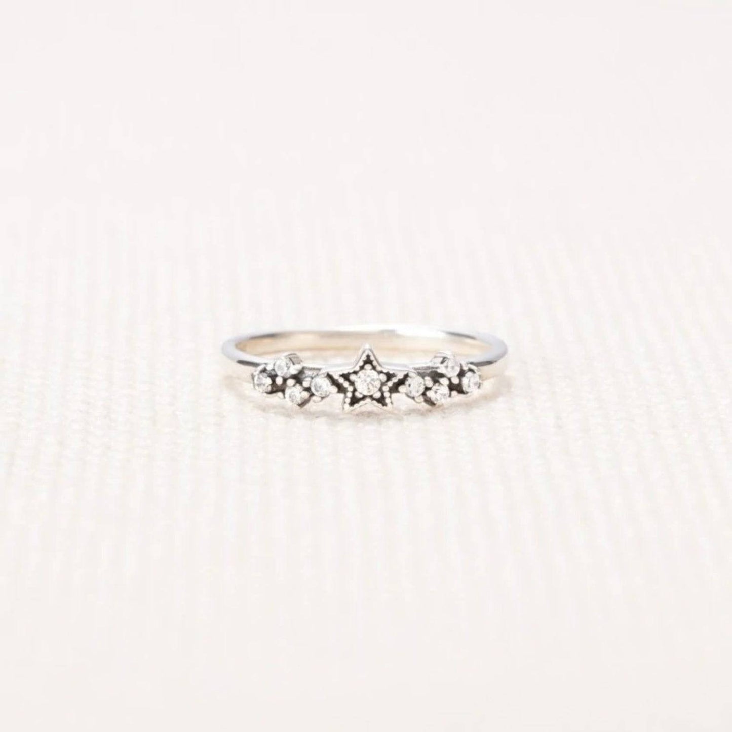 925 Sterling Silver Star Ring - Carri's Cache