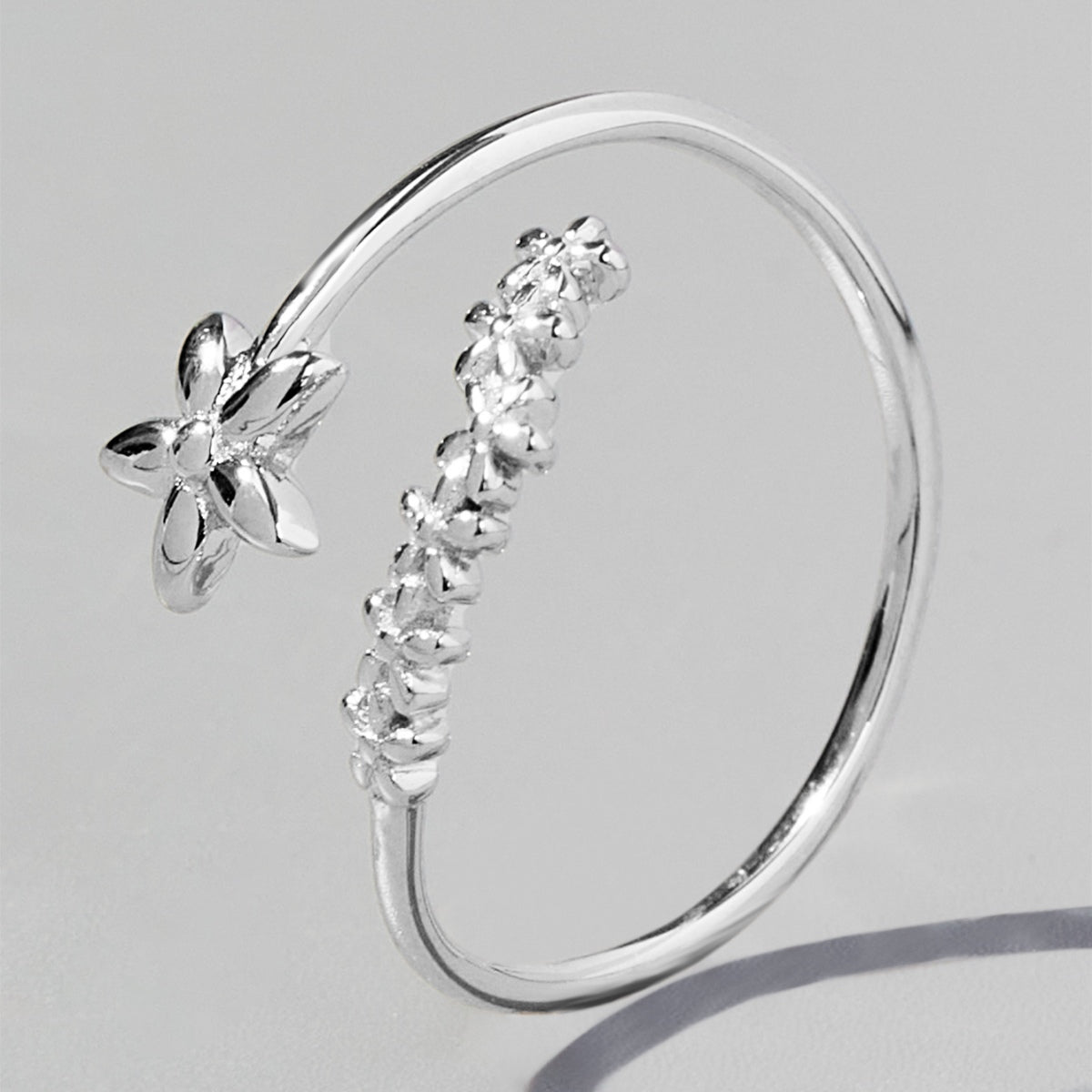 925 Sterling Silver Flower Ring - Carri's Cache