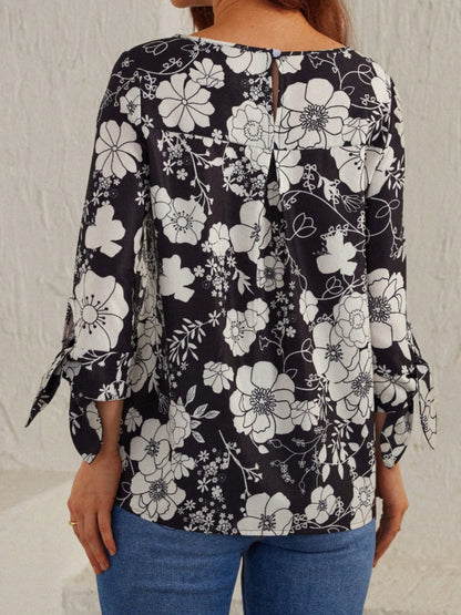 Printed Round Neck Three-Quarter Sleeve Blouse