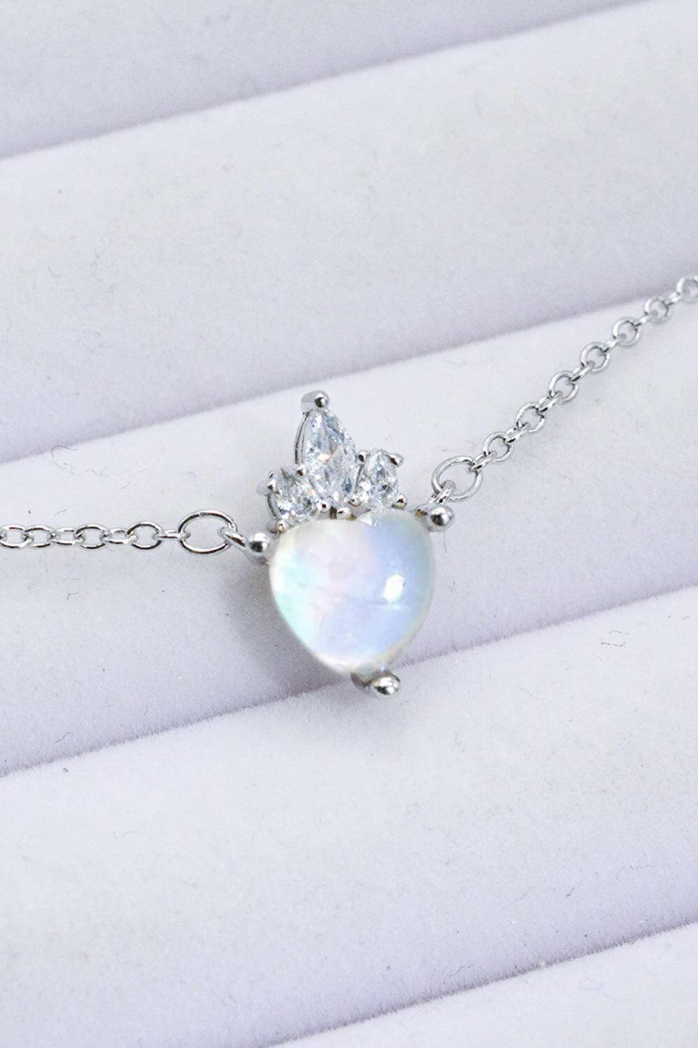 925 Sterling Silver Moonstone Heart Pendant Necklace.