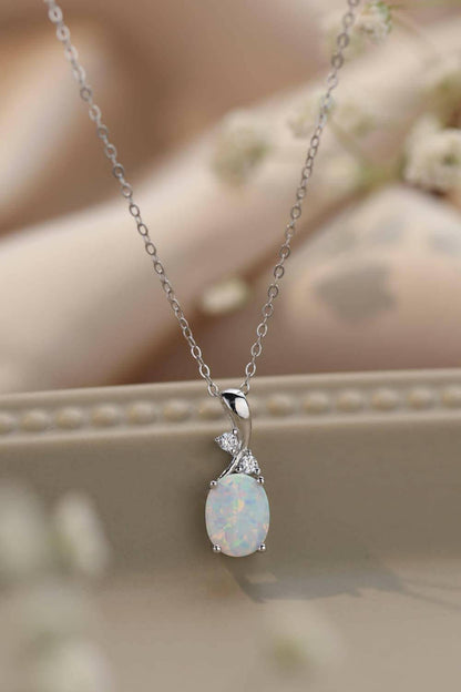 Opal Oval Pendant Chain Necklace.