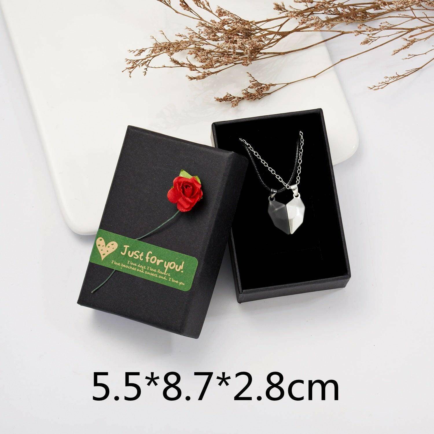 2Pcs Magnetic Necklace - Carri's Cache