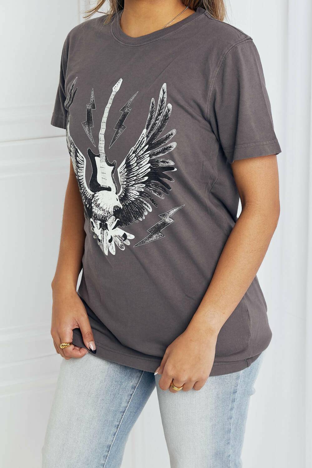 mineB Full Size Eagle Graphic Tee Shirt.