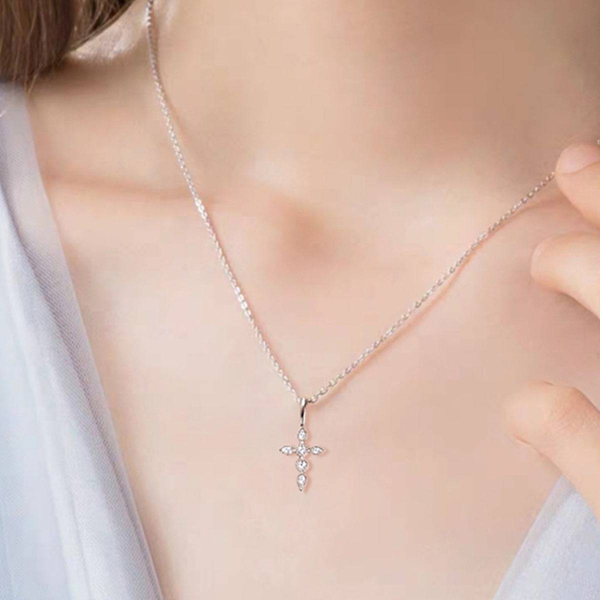 925 Sterling Silver Moissanite Cross Pendant Necklace - Carri's Cache