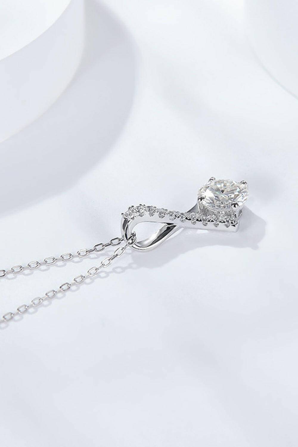 Special Occasion 1 Carat Moissanite Pendant Necklace.