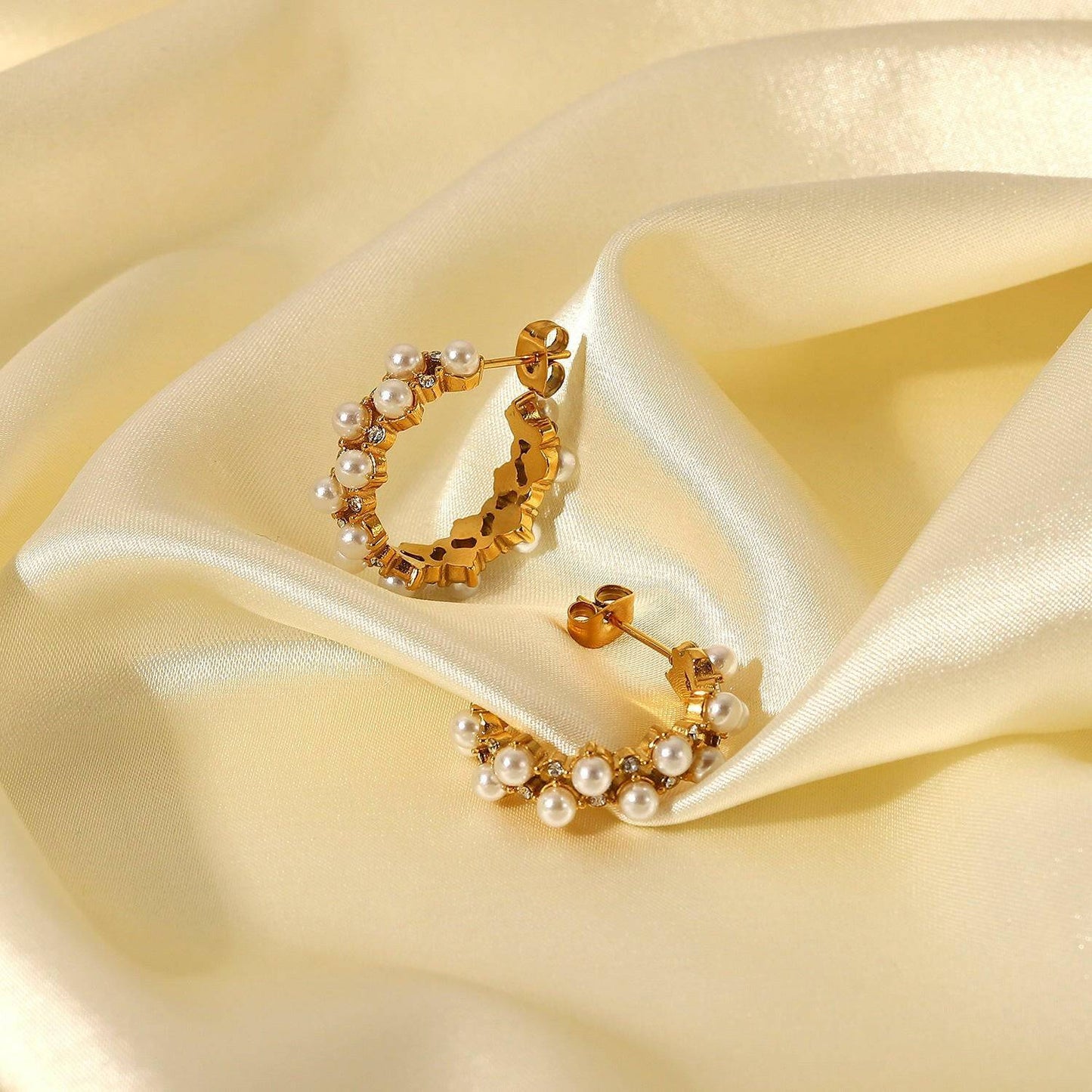 Pearl Rhinestone C-Hoop Earrings.