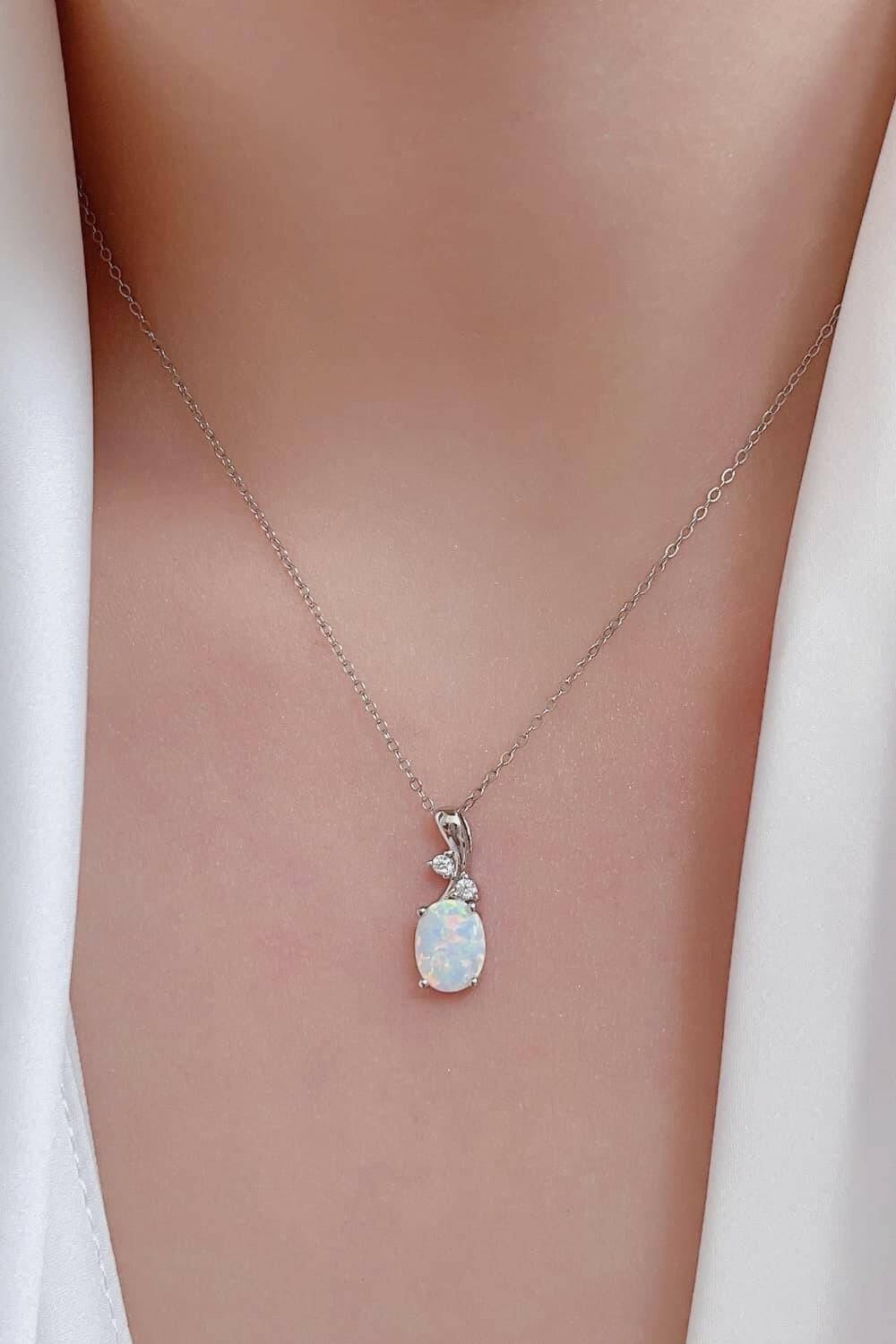 Opal Oval Pendant Chain Necklace.