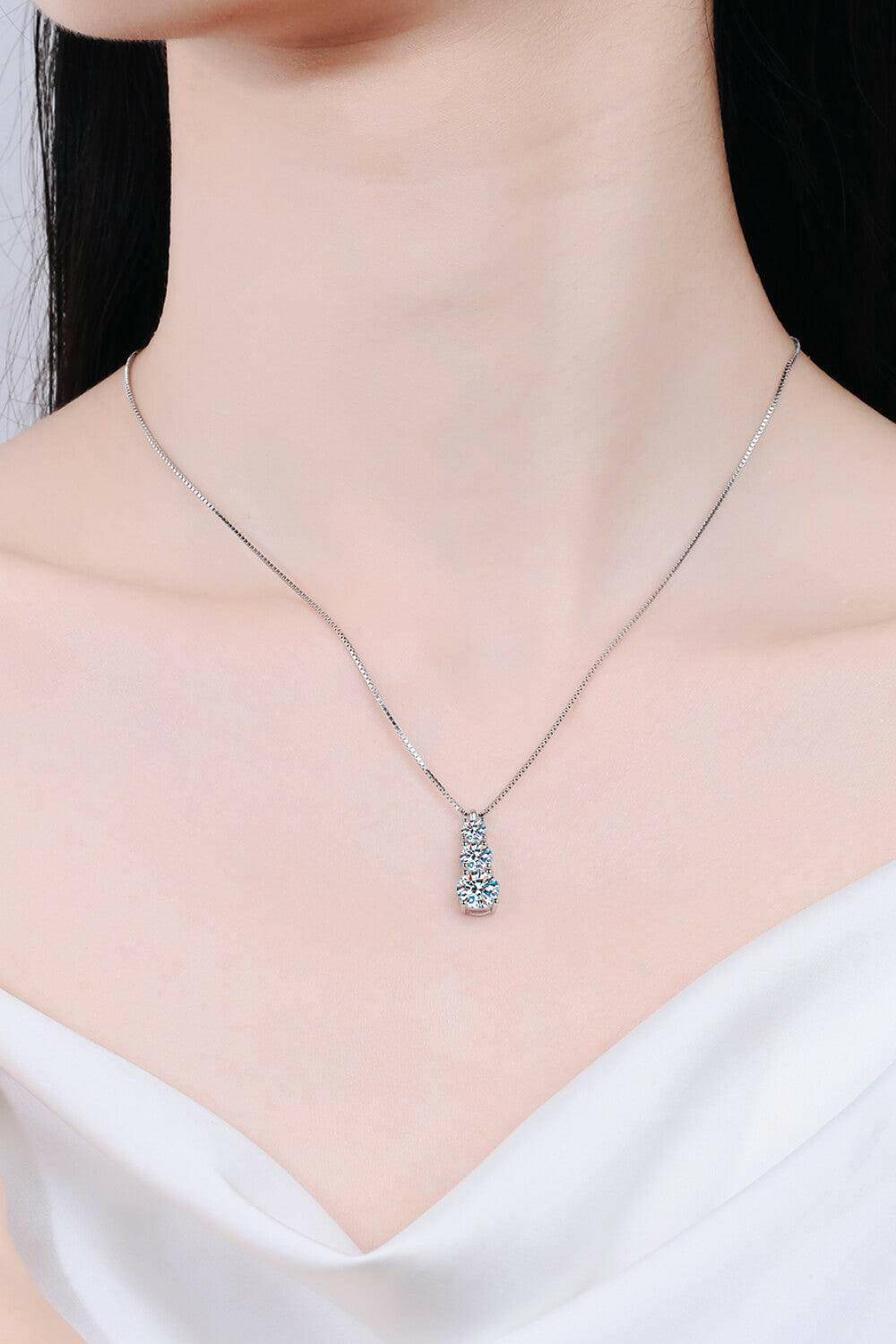 1.8 Carat Moissanite Triple-Pendant Necklace - Carri's Cache