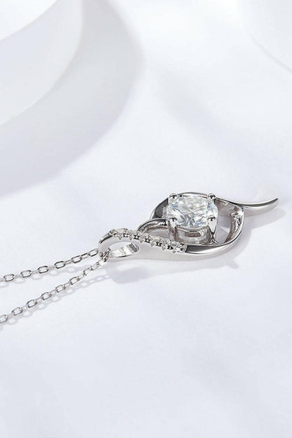 Platinum-Plated 1 Carat Moissanite Pendant Necklace.