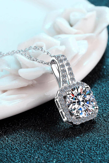 1 Carat Moissanite Necklace.