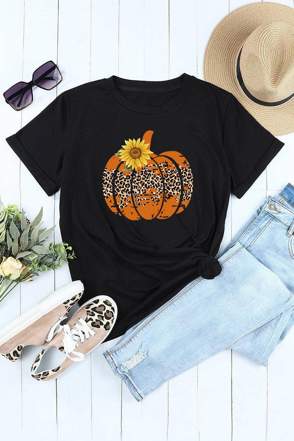 Floral Pumpkin Graphic Tee - Carri's Cache