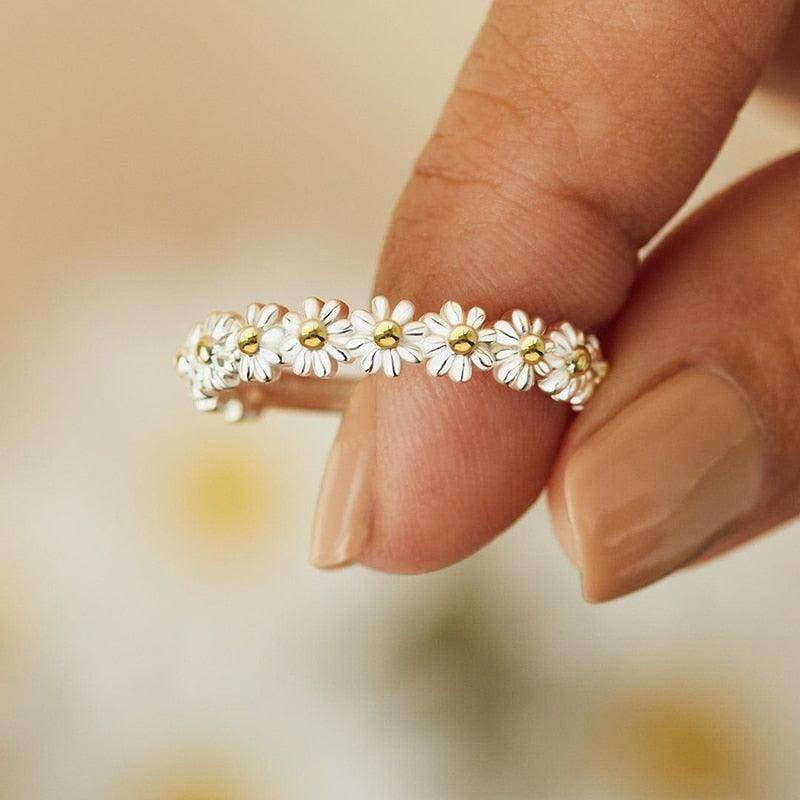 Vintage Daisy Rings For Women Cute Flower Ring Adjustable Open Cuff Wedding Engagement Rings Female Jewelry Bague - Carri's Cache